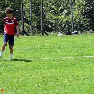 Loading...